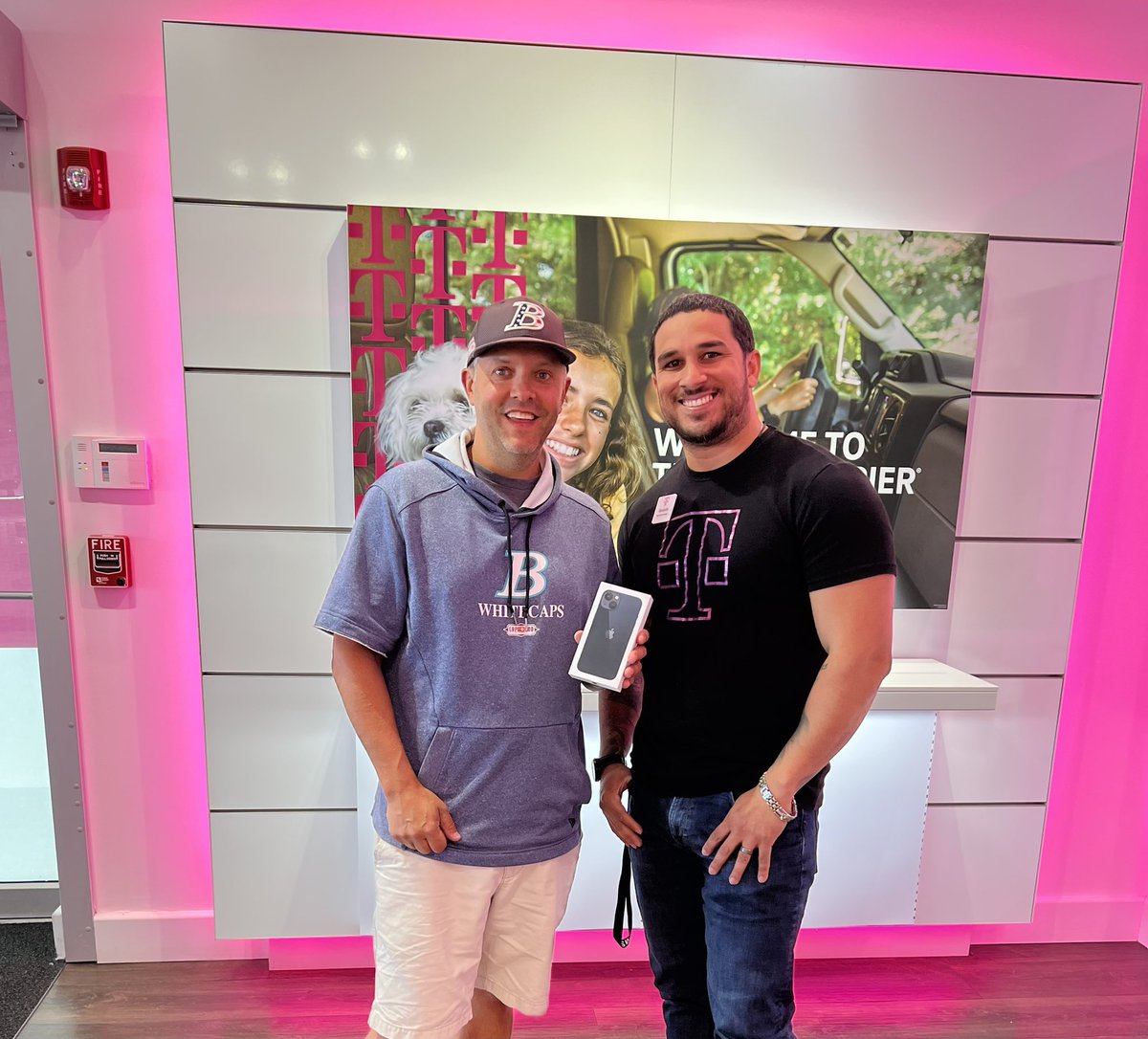 Congratulations <a href="/OfficialCCBL/">Cape League</a> for a fantastic season and to <a href="/TMobile/">T-Mobile</a> first #iPhone13 lucky raffle winner Jonathan!  Enjoy that #5G  network on #Tmobile <a href="/PlanteTanya/">Tanya Hangos</a> <a href="/RonSmitty15/">Ron Smith</a> @John_Dief <a href="/tglover187/">Terrance Glover</a> #Brewster #whitecaps #BaseBall
