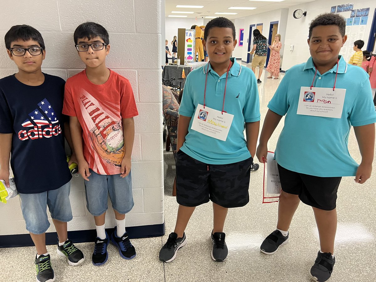 MrsBloomrose's tweet image. Our second Meet &amp;amp; Greet brought many 1st-5th graders &amp;amp; their families! Our Antietam Ambassadors gave tours once students found their classrooms. Are you seeing double?! Two sets of twins! @anesmustangs #itsgrowtime @ibpyp #pypcoordinator @MarkMustangs @wieduwmg @PwcsSpecialty