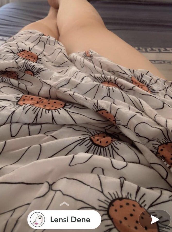 Karımın bazen klotlu bazen klozsuz dışarda giydiği ince fistanı🔴🍑