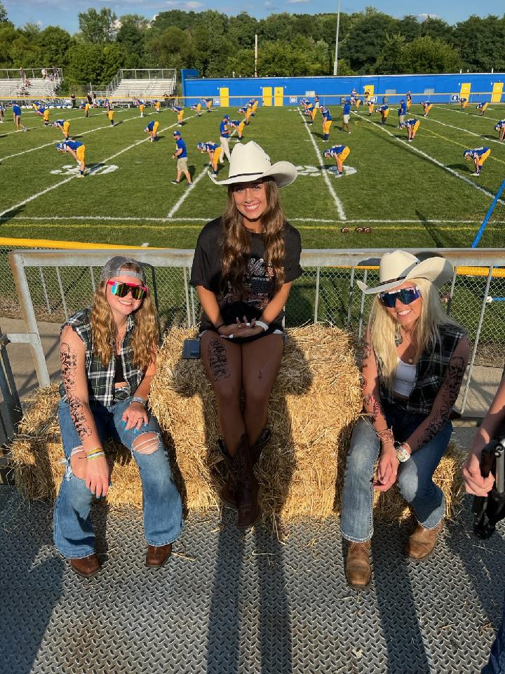 Almost game time!  
<a href="/CHSComets/">Coventry High School</a>