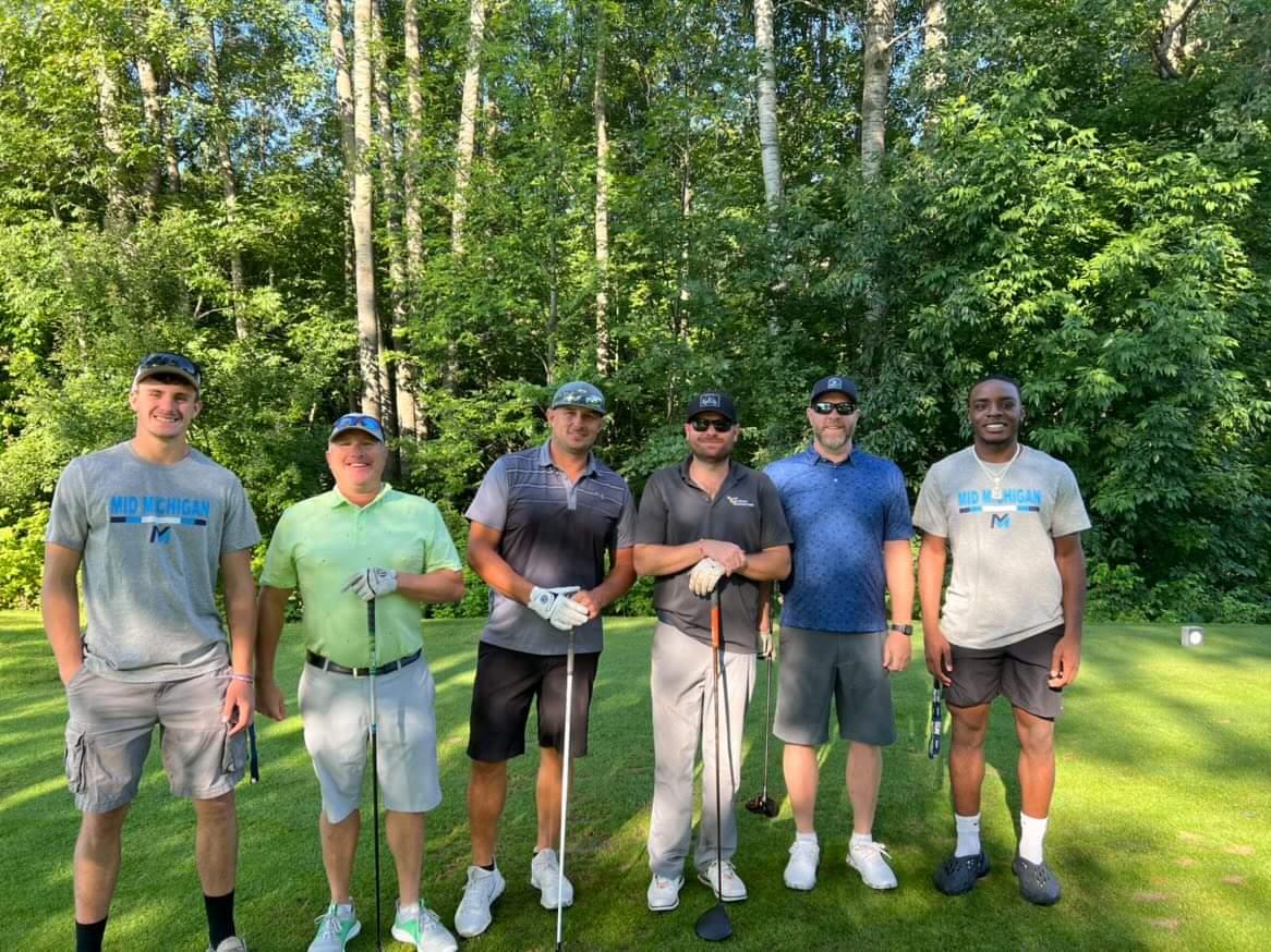 Great day at our golf outing.  Thank you to all of our sponsors, golfers, and former players who made it a successful event! #GoLakers
