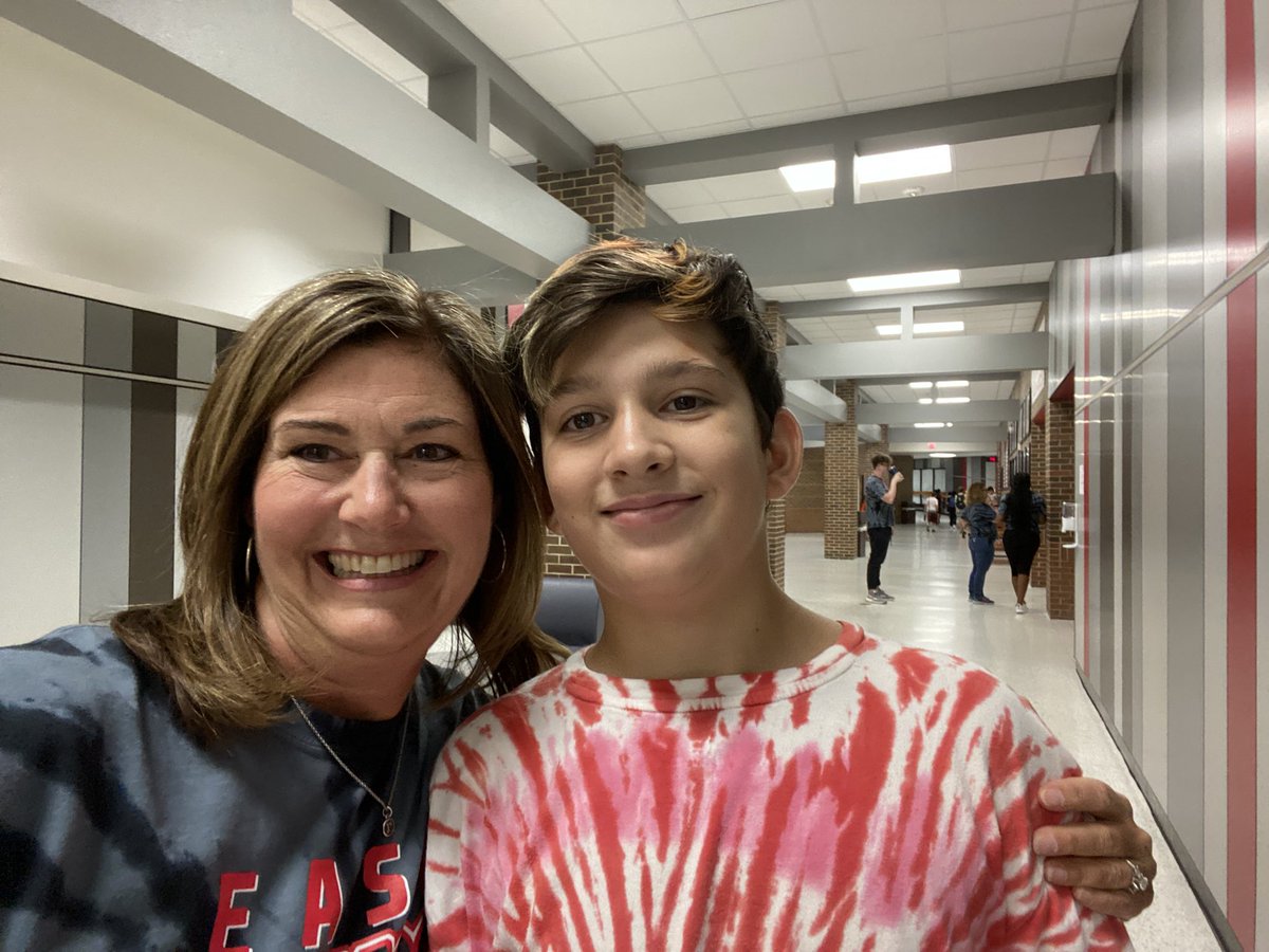 Robyn Beard tweet media