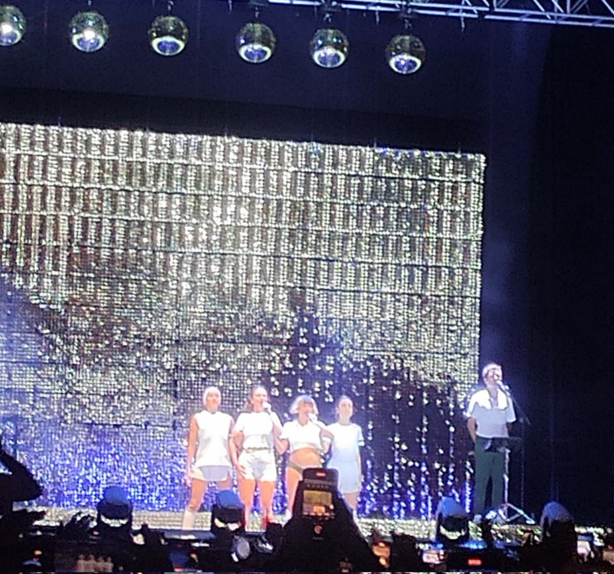 _irenemor's tweet photo. Llorando @rigobandini
Ha sido bestial :') https://t.co/IO8O36RbJH