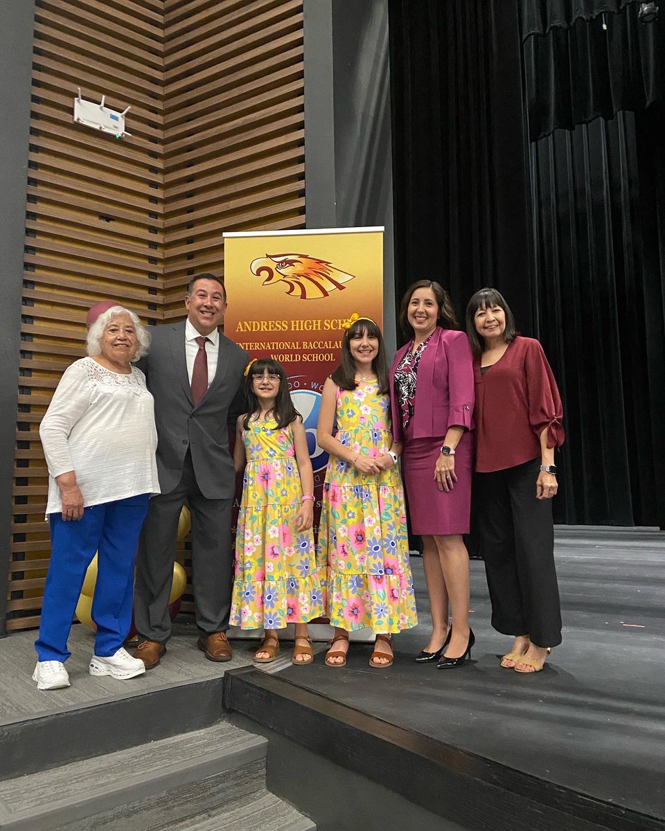 AHSGoldenEagles's tweet photo. Welcome to Andress @ODPHIRuben Mr. Alarcón! We are so excited to have you as our new principal! https://t.co/L7ZLtAtmiF