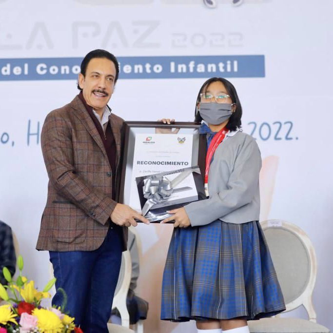 omarfayad's tweet photo. Como dignos ganadores de la Olimpiada del Conocimiento Infantil 2022, “OCI por la Paz” 🏆, no tenemos duda alguna que dominan las asignaturas de español, matemáticas, ciencias naturales, historia y geografía 📚. https://t.co/UcplZAM0Wj