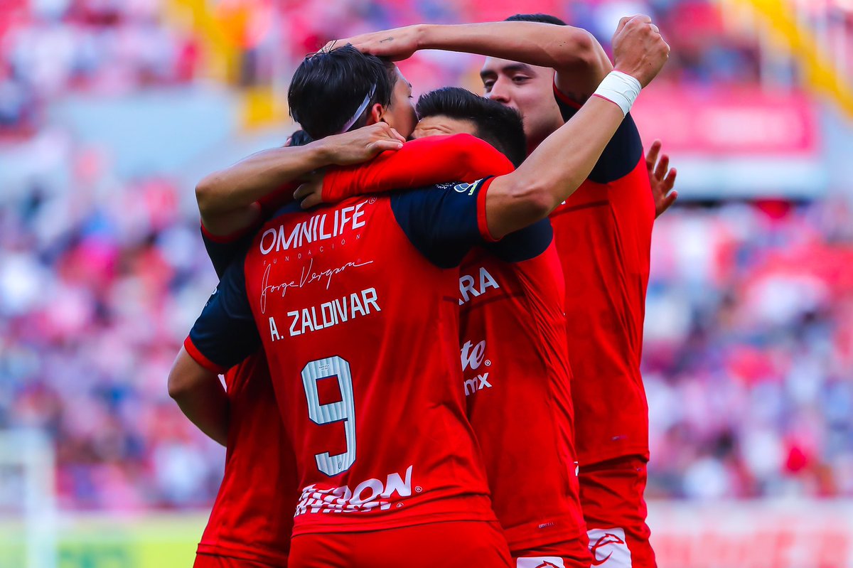 Sigamos tranquilos y enfocados en el siguiente juego, NO hemos logrado nada y seguimos en deuda. 

Trabajo, disciplina y mentalidad. 
Feliz del resultado de hoy y del trabajo de mis compañeros. 

Vamos Rebaño! Vamos <a href="/Chivas/">CHIVAS</a>!