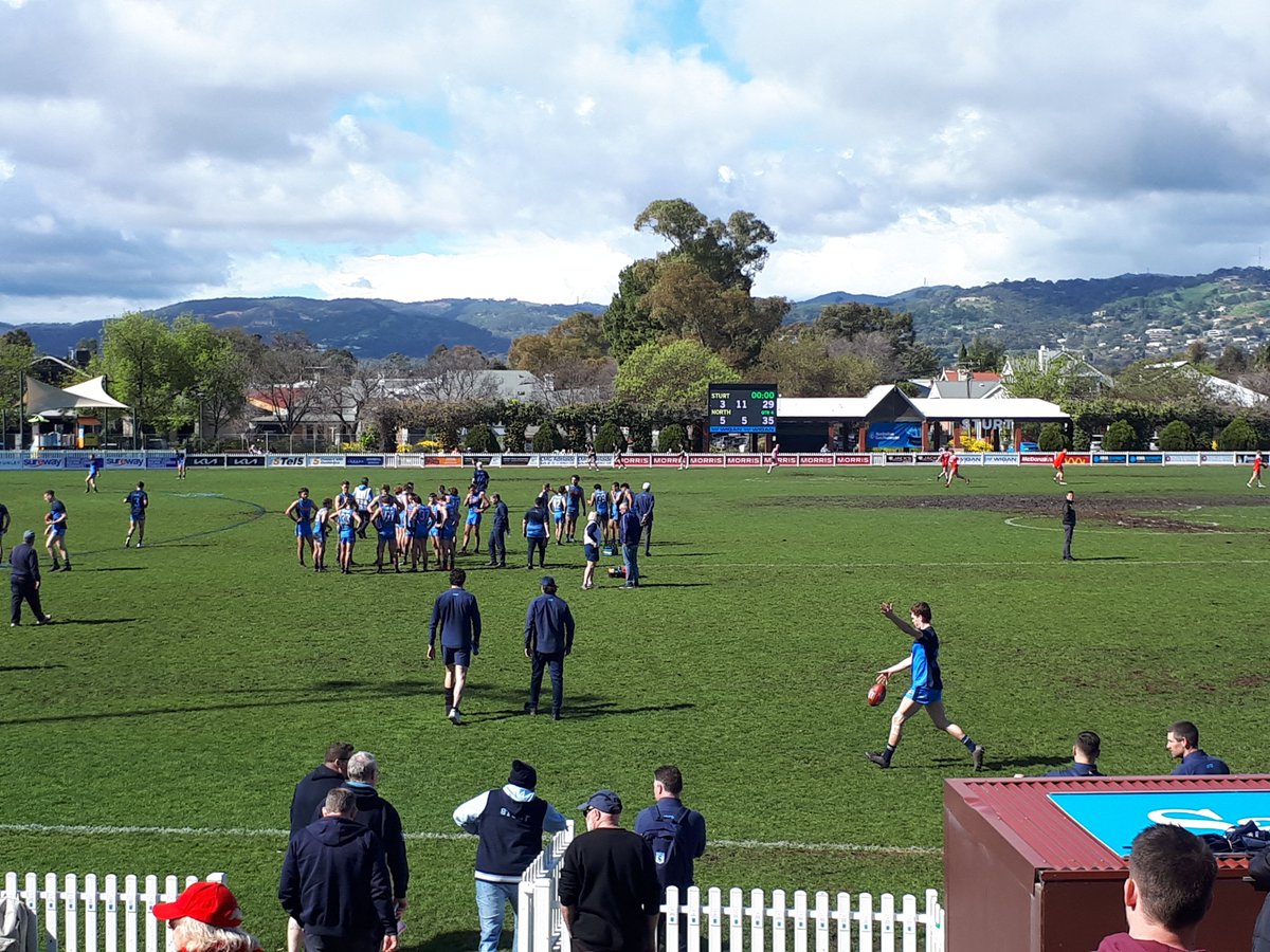 AndrewFaulkner9's tweet photo. Great day for it. #sanfl #twoblue https://t.co/XRIGJuk1i9