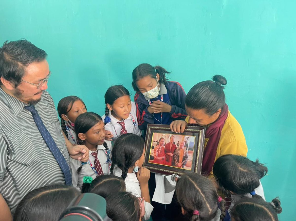 MandalaFON's tweet photo. Nepal Tirupati School which we sponsored wrote:
I would like to take this opportunity to wholeheartedly thank master lim say fon, your friends and followers for your kind and generous support towards our schools and new hostel construction for our 50 underprivlideged children. https://t.co/zjJALJErUX