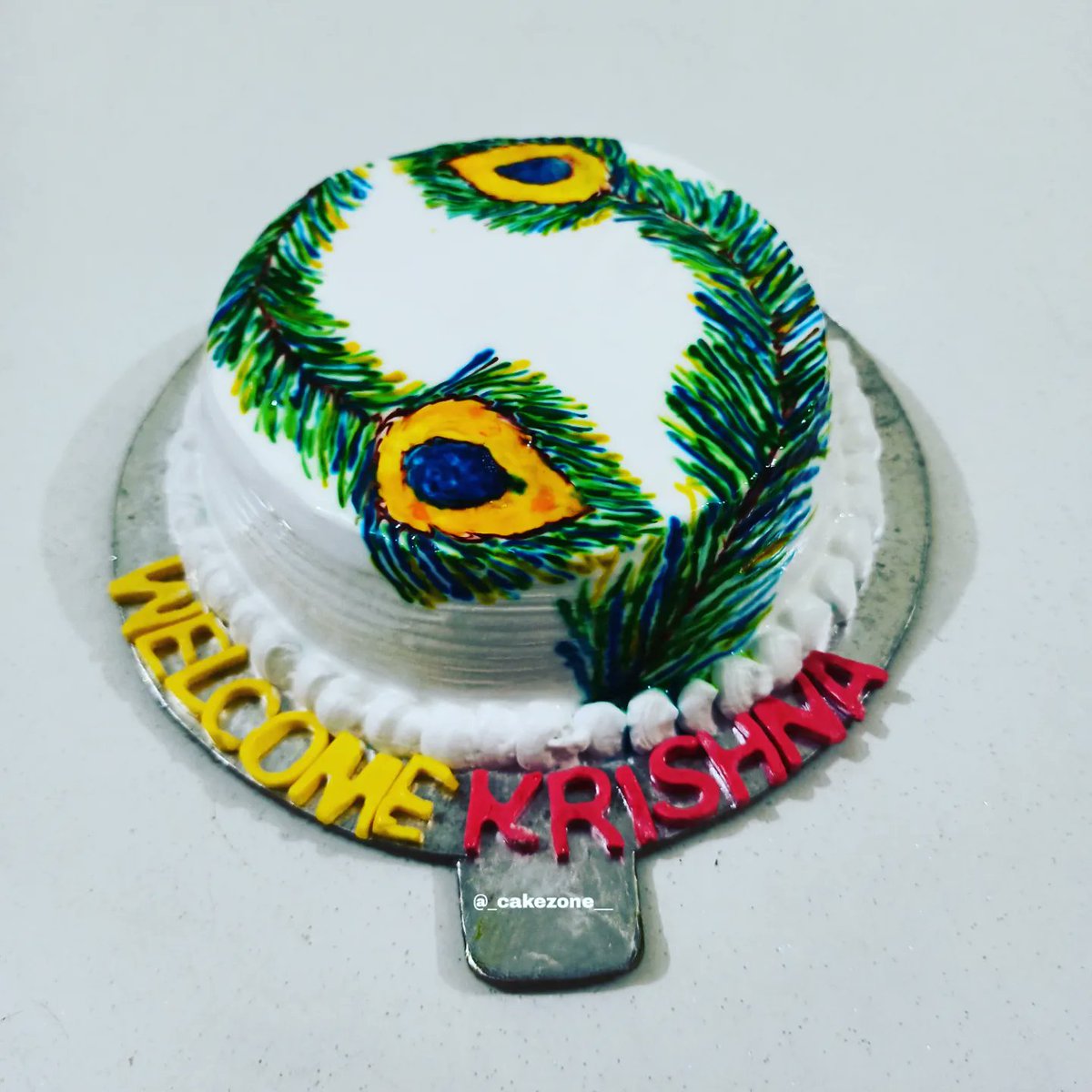 cakezone__'s tweet photo. 💯%Eggless👍
Morpankh Painting Theme Cake💙💛
Butterscotch Flavour💛
Direct message us for orders📩
.
.
#themecakes #Butterscotchflavour #morpankh #morpankhdesign #cakesofinstagram #cakeoftheday #jnmashtmispecial https://t.co/KwLyWyWvPP