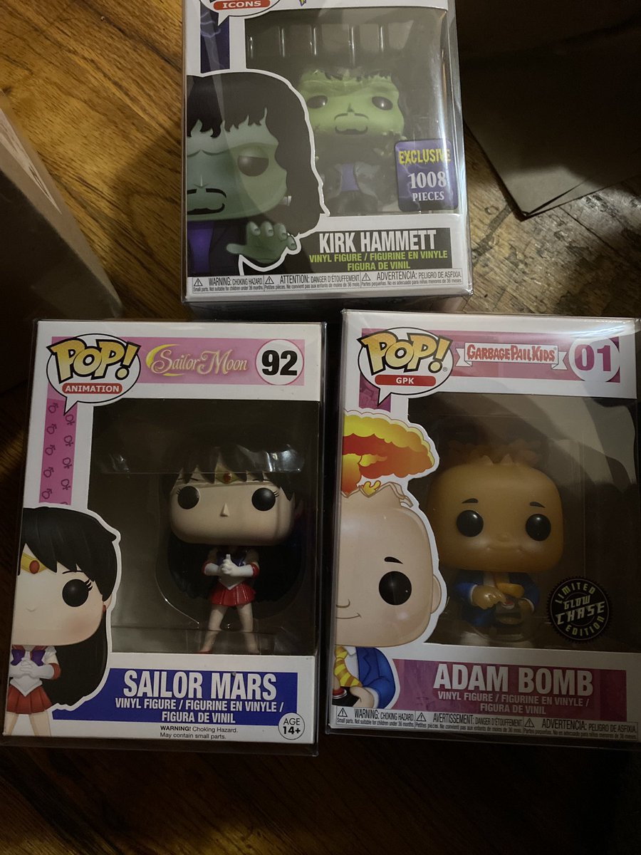 Angeplays0124's tweet image. My Smeye World mystery box hits! 😱 #funko #FunkoPOp #funkomailcall