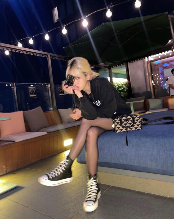 You are my most precious woman for me, you are a person who has a very clear beauty in your body. you are a good person who really deserves a lot of love, at least you have me to be your most comfortable place. i love you, duck! ♡