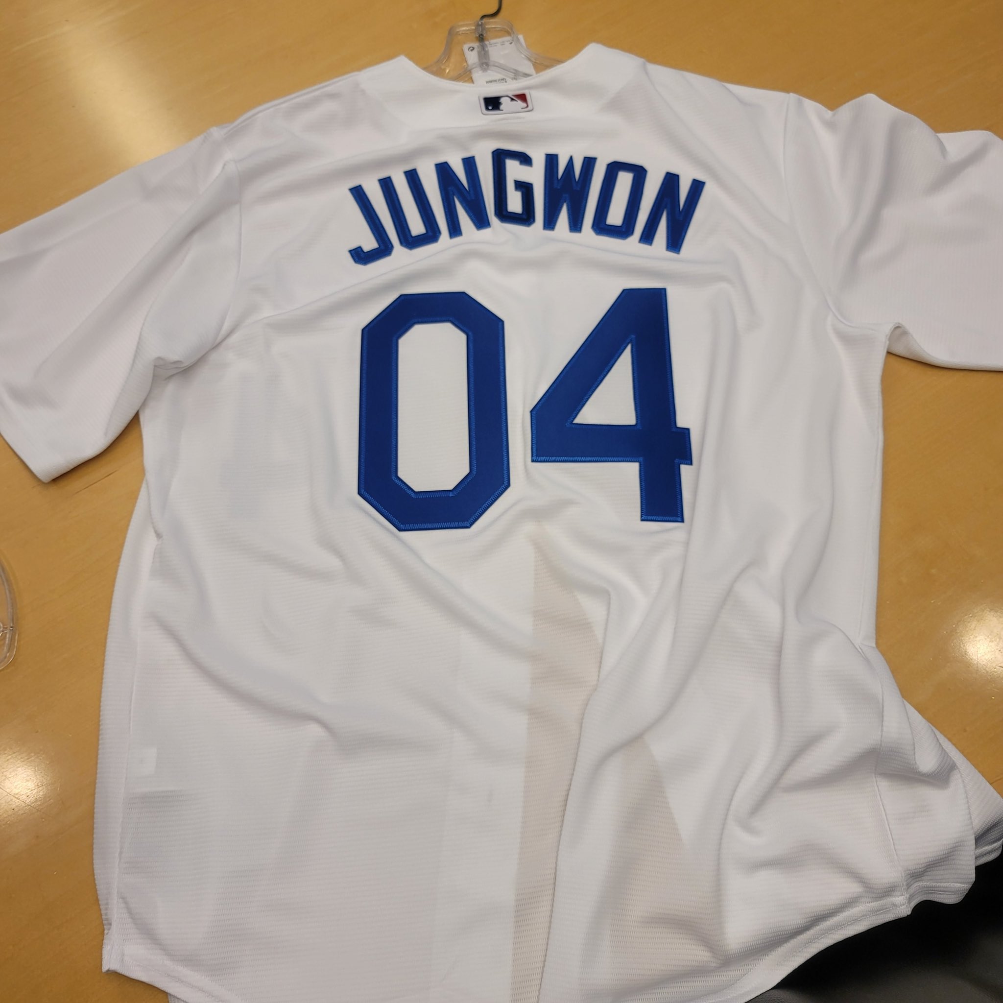 instagram enhypen dodgers jersey