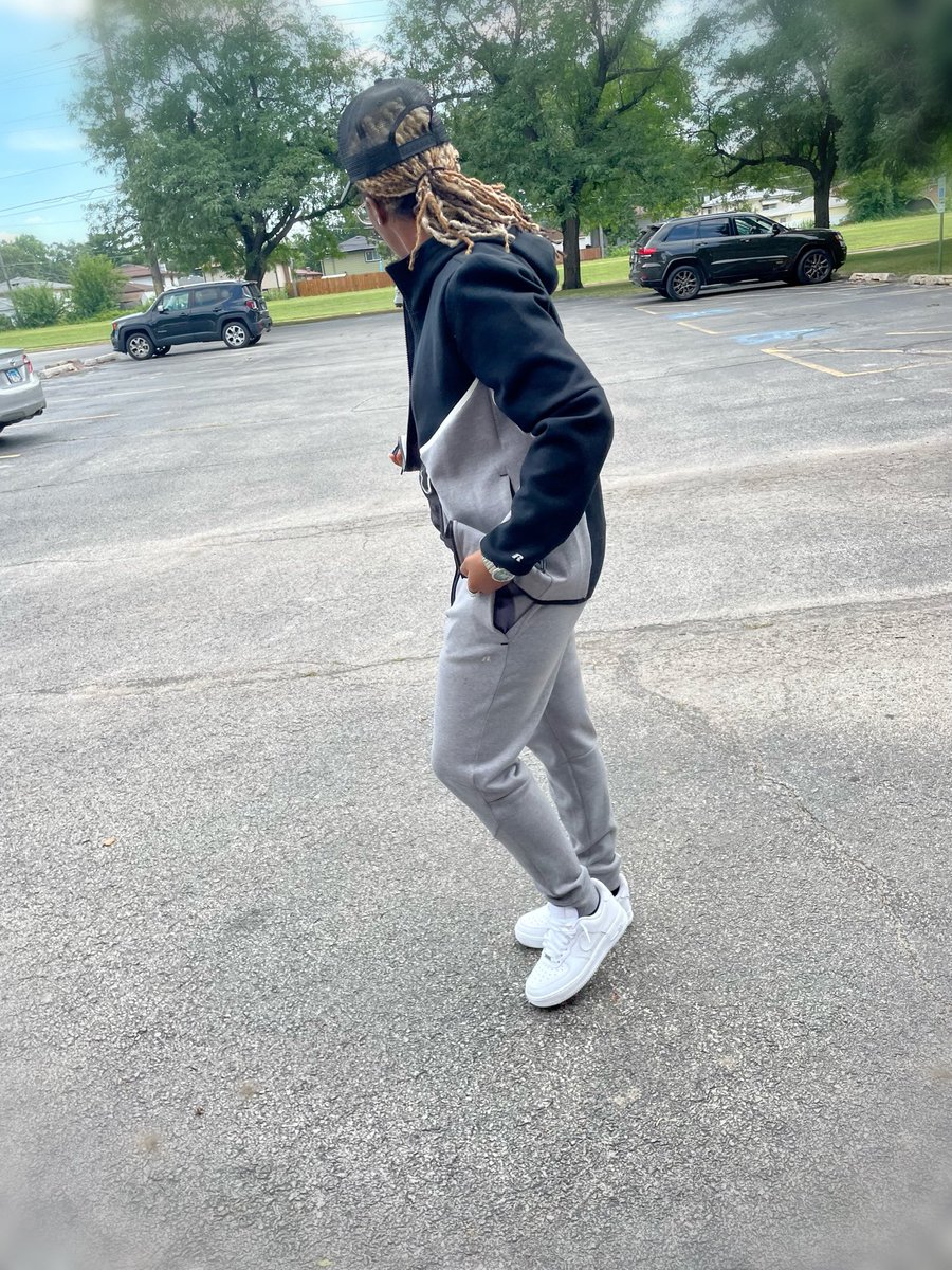 Kayykaay__'s tweet photo. If Being Broke Was A Drug I’d Die Sober 🧟‍♂️🥀👁‍🗨💰 https://t.co/CTqf7hO1Vr
