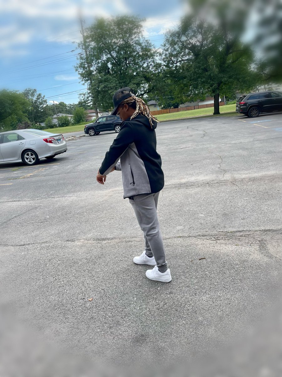 Kayykaay__'s tweet photo. If Being Broke Was A Drug I’d Die Sober 🧟‍♂️🥀👁‍🗨💰 https://t.co/CTqf7hO1Vr