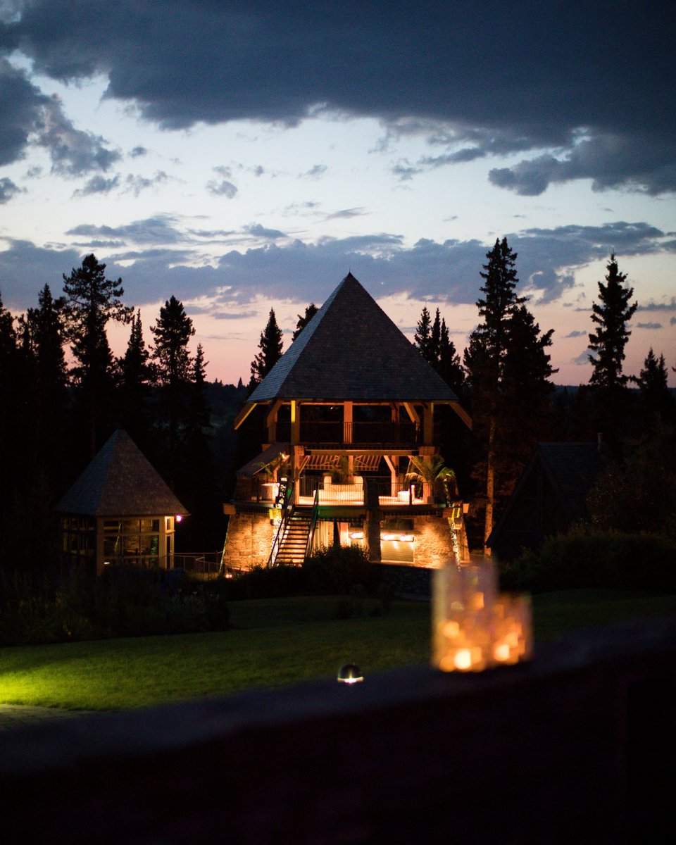 Soaking in our summer nights. 

#atazuridge #sunset #yycsummer