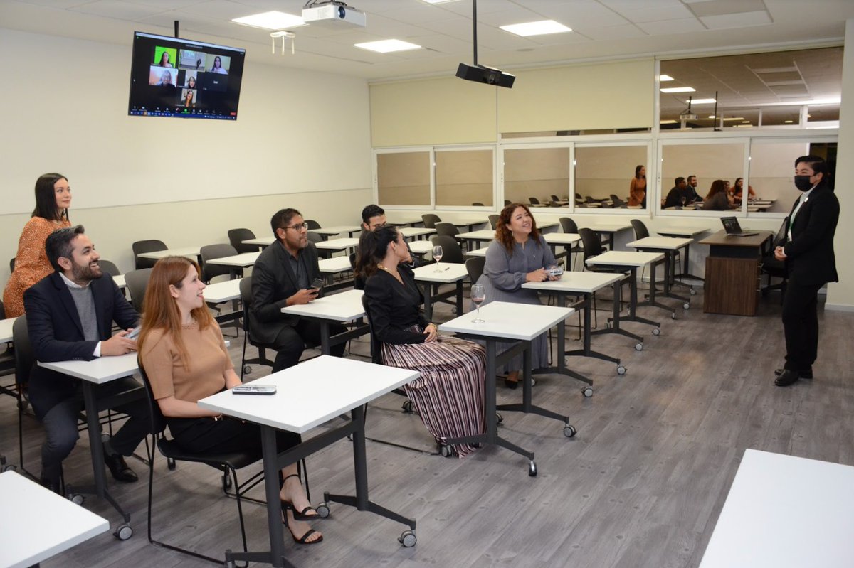 BrunoZepedaB's tweet photo. Ayer inauguramos un nuevo #EspacioConnect en @Tecmilenio Ferrería, un espacio donde más allá de estudiar una carrera ejecutiva o una maestría, nuestros aprendedores puedan convivir con sus compañeros, asesorarse con sus mentores y sentirse como en casa. https://t.co/HTAkLKZKjE