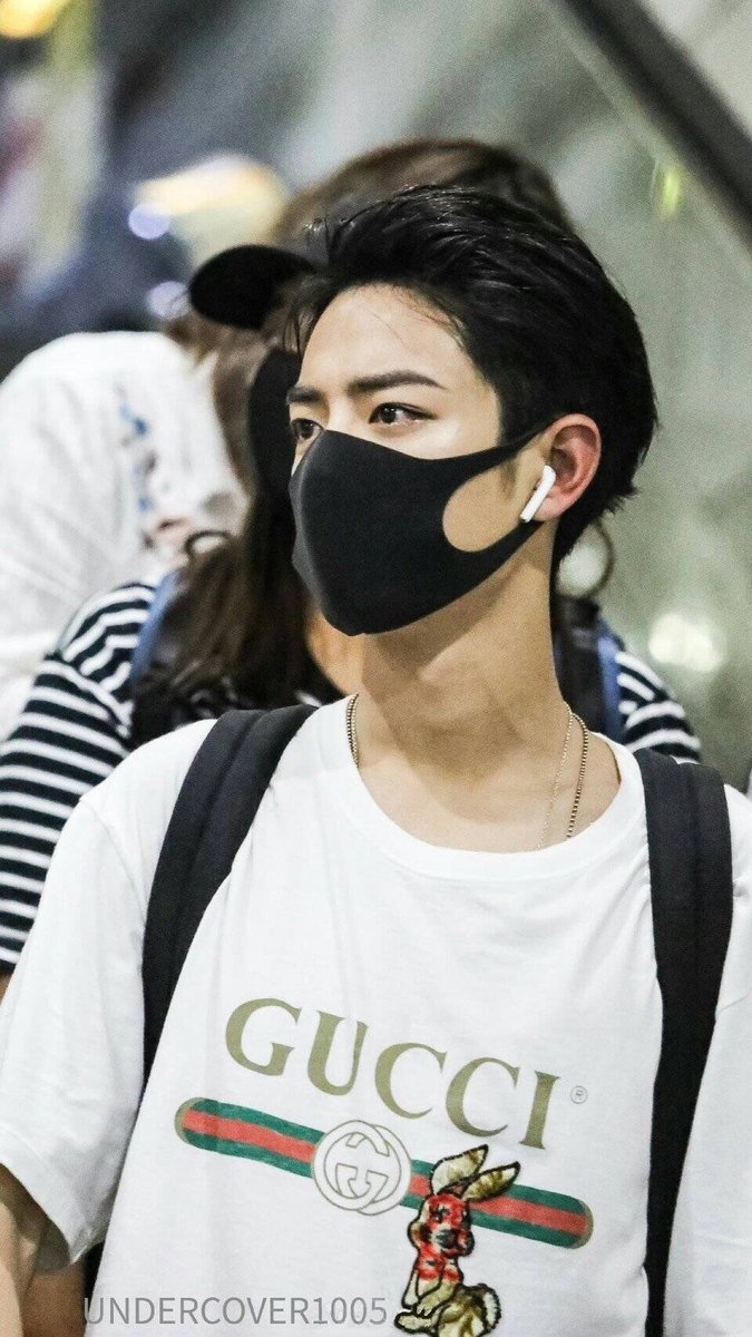 xzshowcase1005's tweet photo. #XiaoZhan 
Cr. In the pic https://t.co/jTmW0OcSyQ