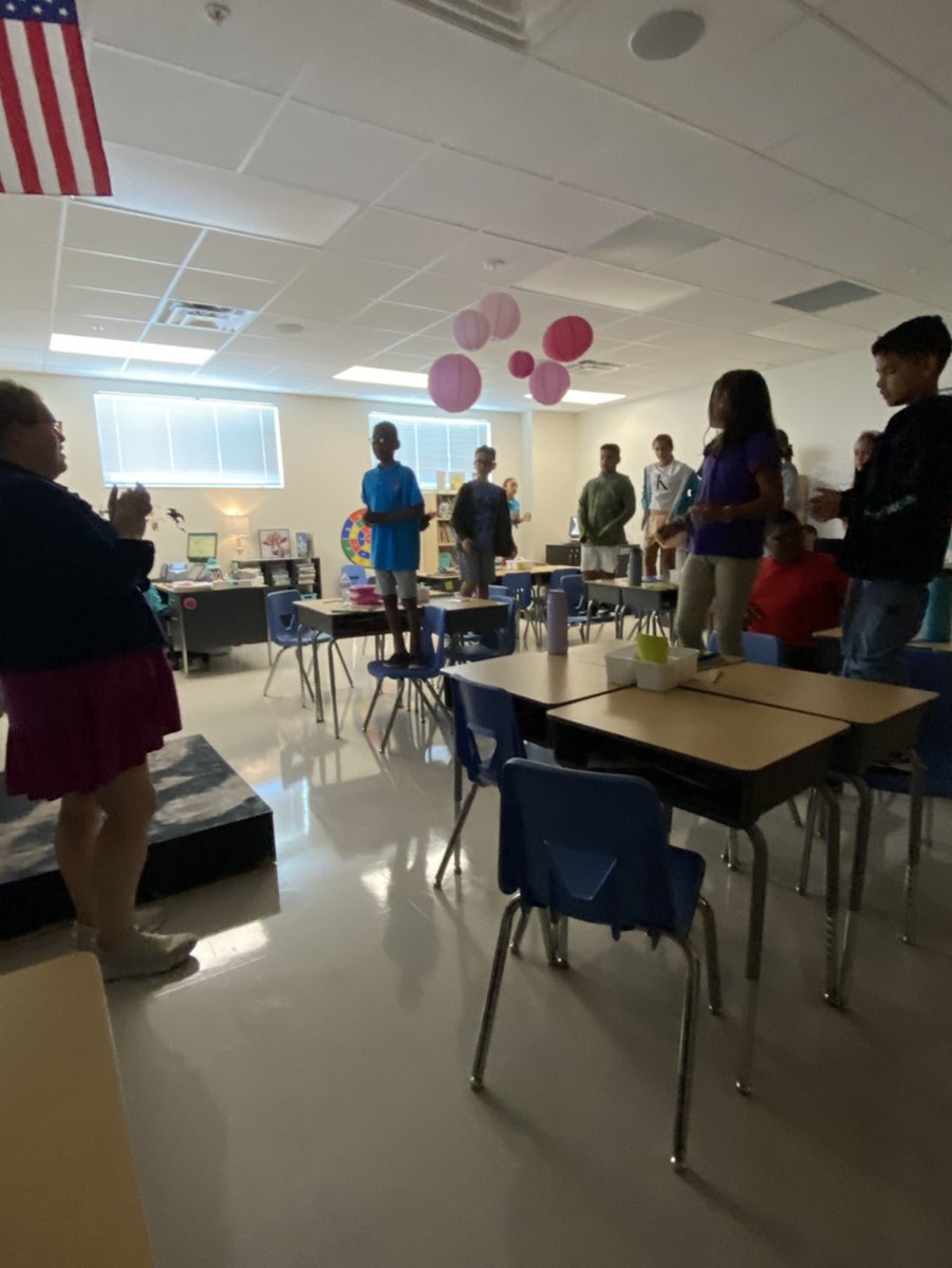 dragonsOCPS's tweet photo. Another magical week at VPE! Our Dragons are learning through innovative and engaging lessons inside and outside the classroom.
ADVENTURE is everywhere!
#vpedragons #vpelevelup #dragonmagic @Southeast_OCPS @OCPSnews @JohannaForFL https://t.co/43ljs8H1ok