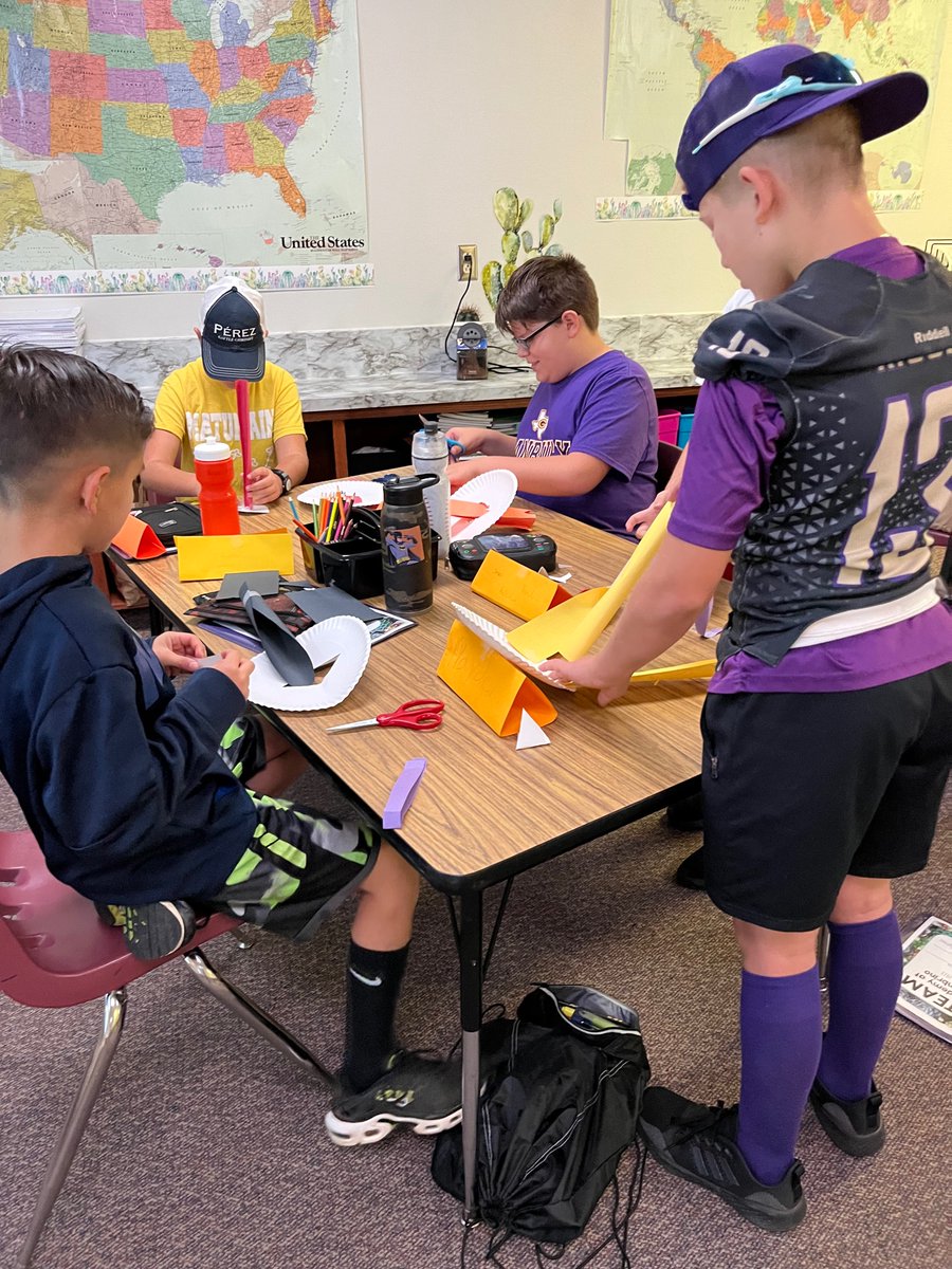 MrsDaniels5th's tweet photo. Give a kid a paper plate, construction paper and tape…and they’ll make a marble maze!  They took a few minutes to consider what they were capable of and took OFF! @mambrinosteam @MacRandi  #plantgrowbloom https://t.co/UM1vtHzu9P