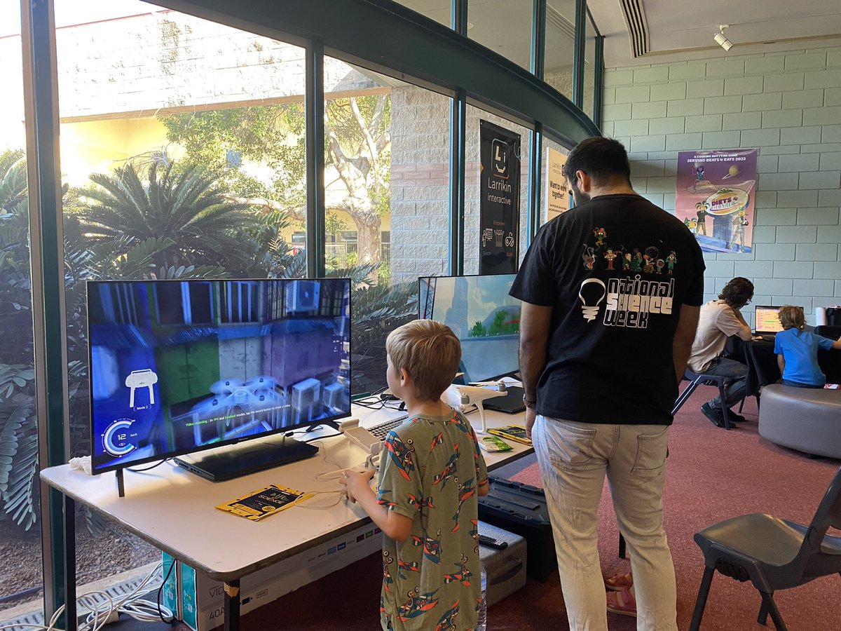 Happy #scienceweek! If you are in Darwin make sure you come down to Bite of Science <a href="/CDUni/">Charles Darwin University</a> and see all of the great #STEM fun! #scienceweekNT #inspiredNT #dronesandSTEM