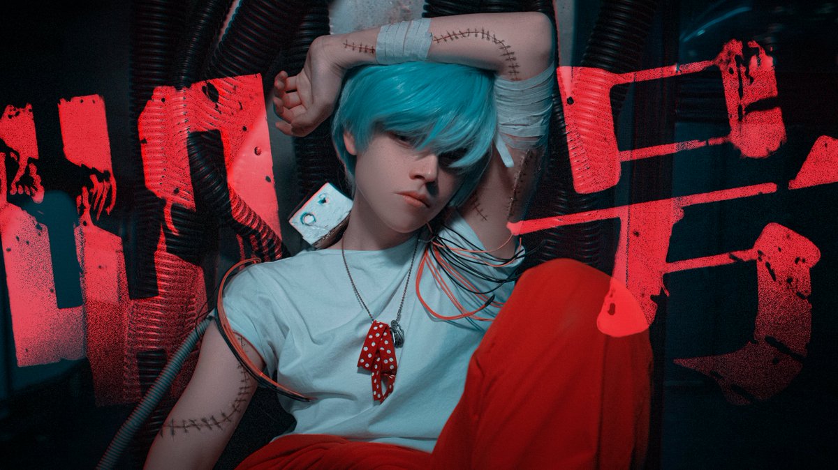 ☂️🚬 🎧 . xfreekgeekx tweet media