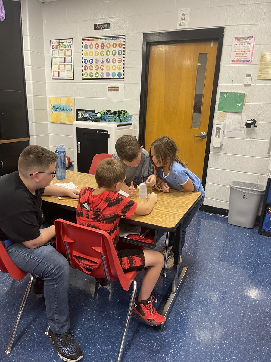 perkinsonreads's tweet photo. All week we’ve worked on team building and communication. Good thing so we could save Fred! @OESCards https://t.co/txQrufq6kO