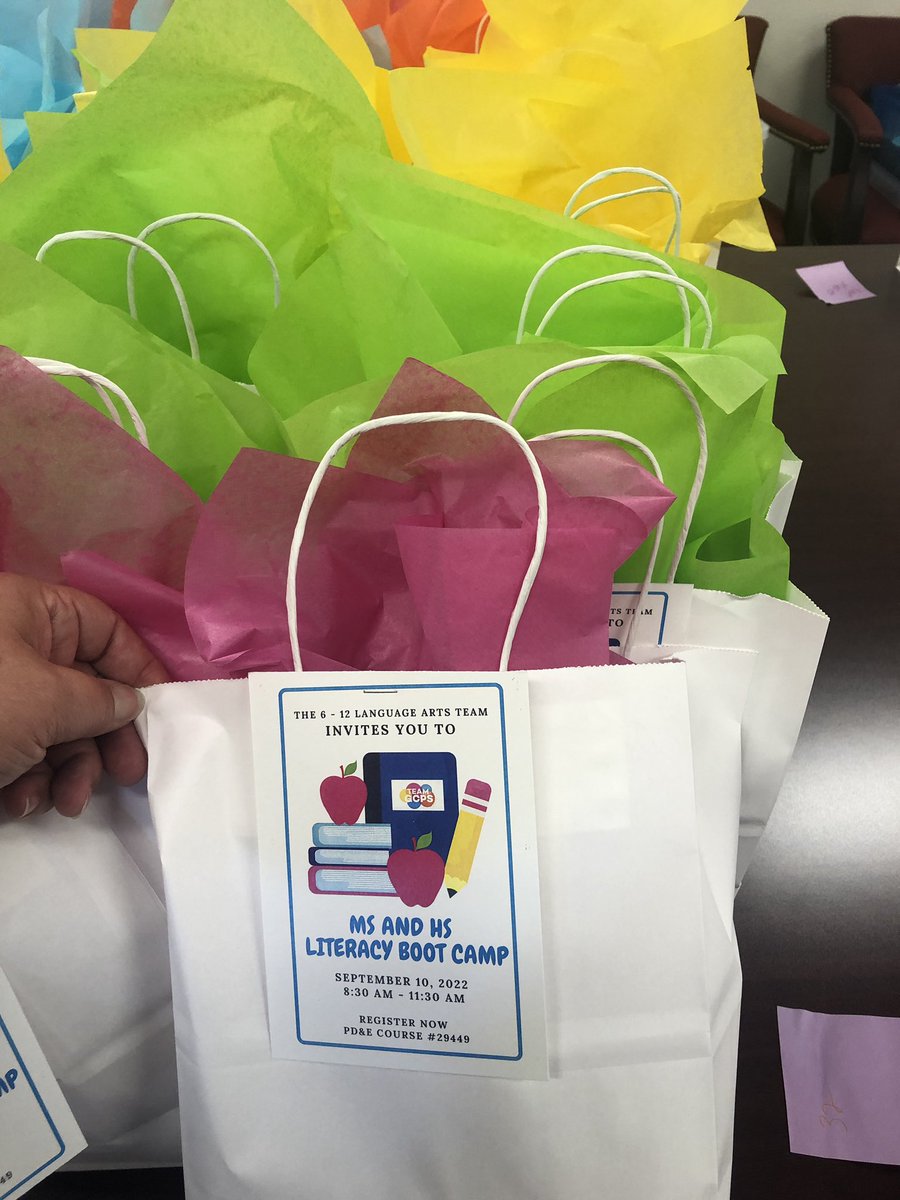 Brooke Webb tweet media