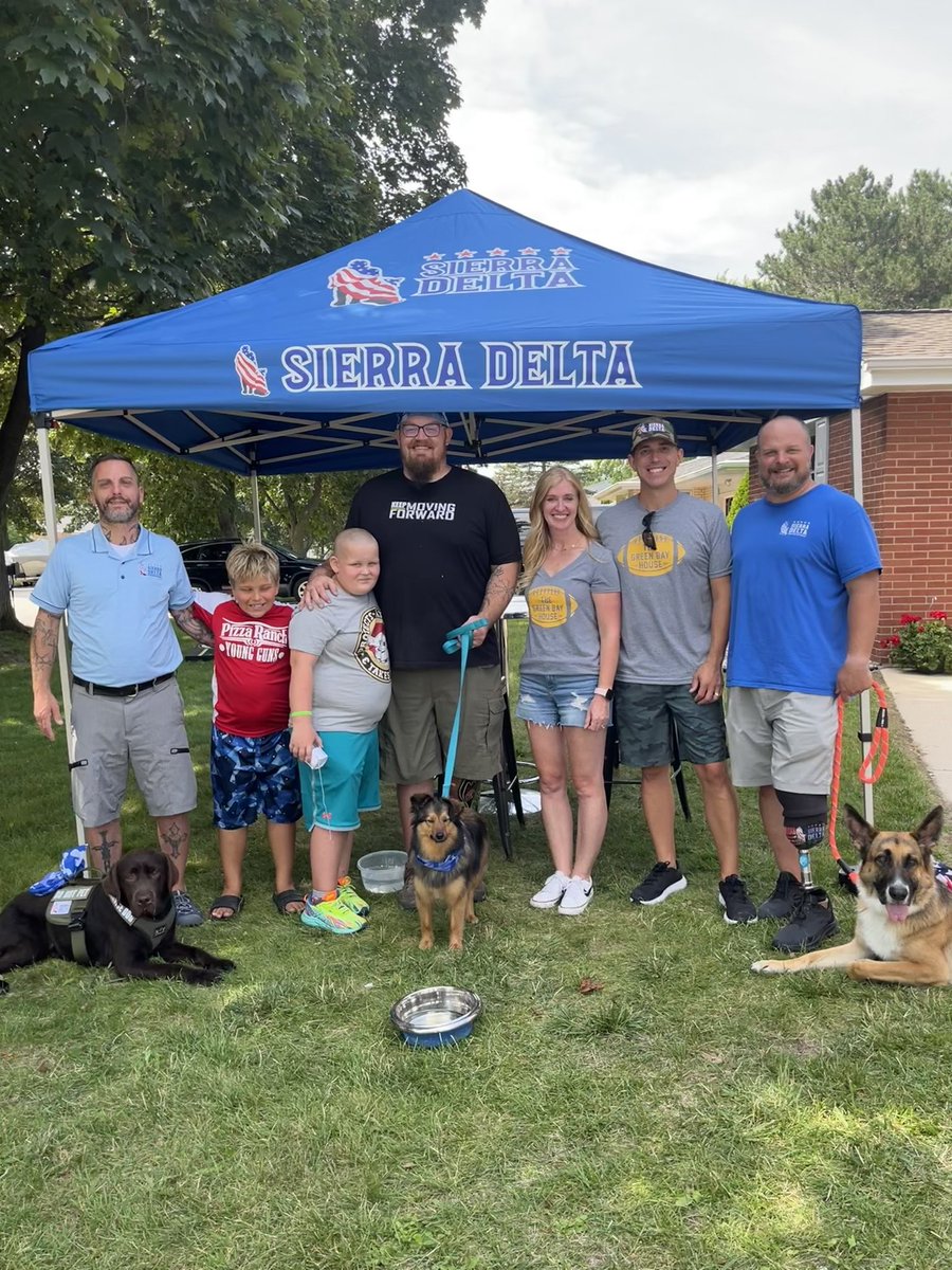 Sierra Delta: Service | Dogs | Veterans tweet media