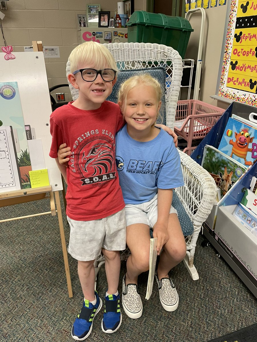 It’s such an honor when a former student uses her Earnie Bucks to read to my class.  It’s even extra special when her little brother is in the class! #eseSOAR <a href="/HumbleISD_ESE/">Eagle Springs Elem</a>