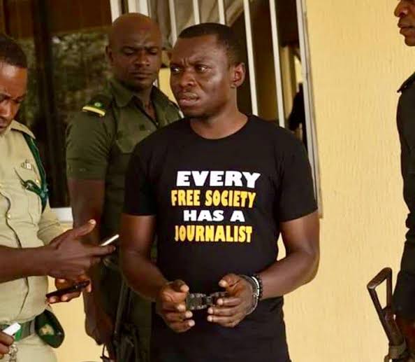 SaharaReporters's tweet photo. Lawless Nigerian Police Reportedly Detain Journalist Agba Jalingo, Plan To Move Him To Abuja Saturday | Sahara Reporters https://t.co/7G4bwKLkEL https://t.co/vSXHwC0oHa