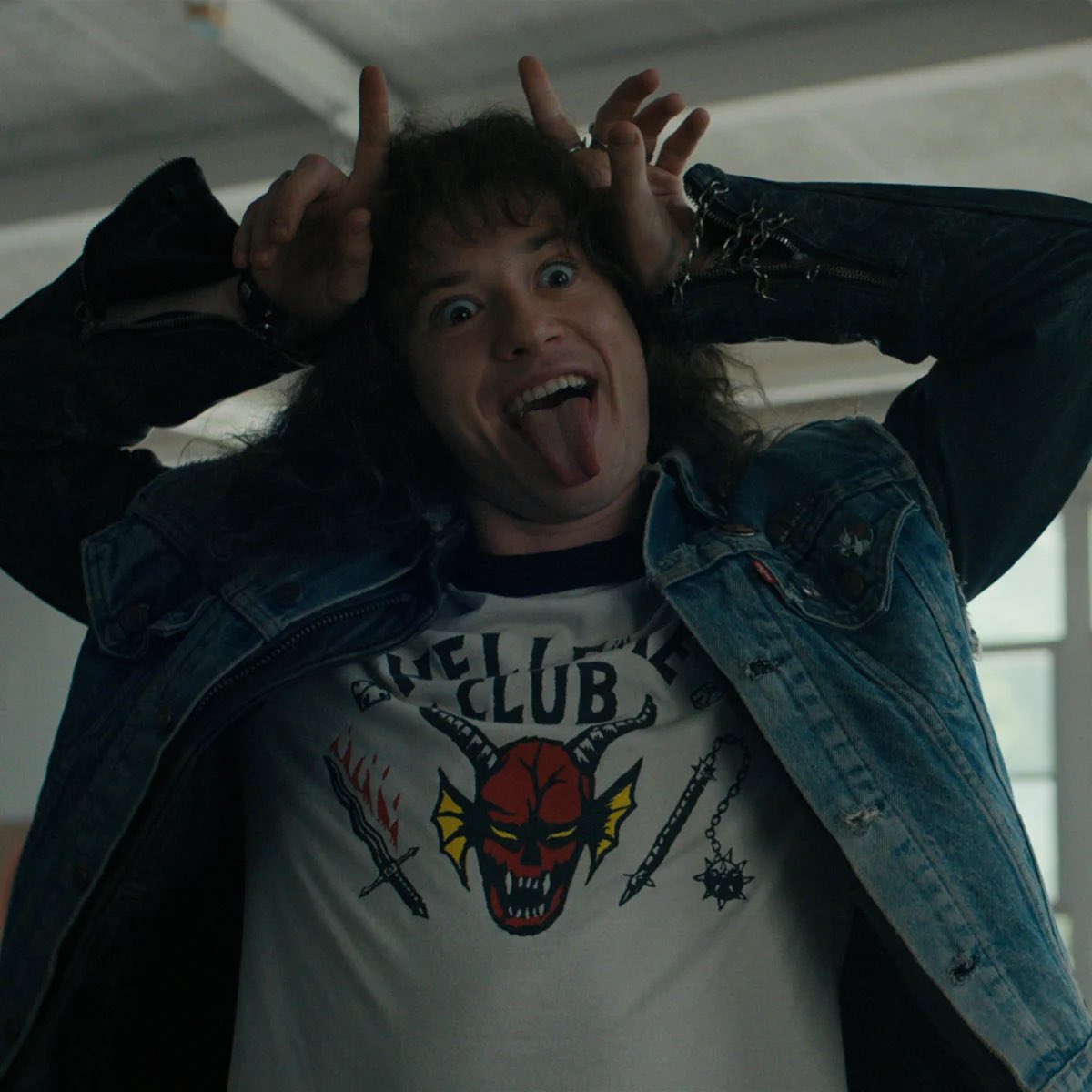 FCRTYSCTRL's tweet photo. the worst thing to ever happen in stranger things. https://t.co/fqgBbPjWbc