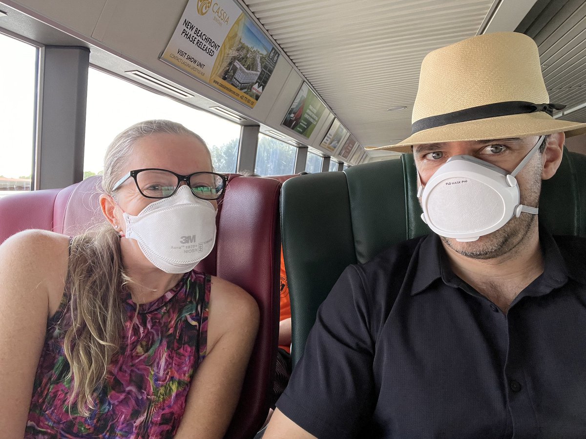 sufw's tweet photo. After 7 COVID-induced postponements spanning 29 months, we’re finally leaving our little tropical island for a short break on an even smaller island even closer to the Equator 🏝 #riau https://t.co/wLv9lEclsC