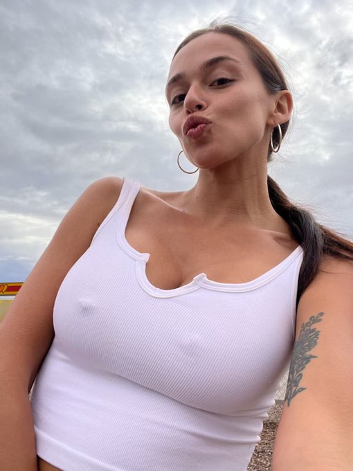 Arizona brings out the best in me 💋💋💋 https://t.co/zaEoMrmoTI