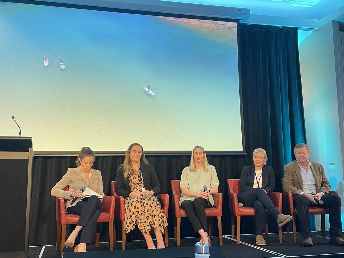 EugeBuckley's tweet photo. What a panel! Insights into how to get the best out of hosting Brisbane 2032 Olympic and Paralympic #BNE32 #swimCON #thoughtleadership https://t.co/gV2r6417p0
