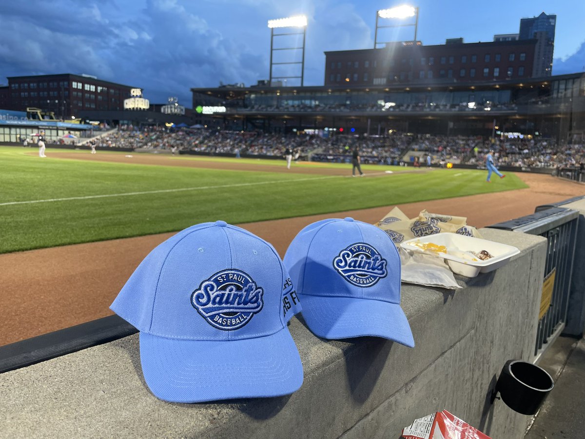 LFSASoftball's tweet image. Beautiful night for a ball game! Thank you @StPaulSaints