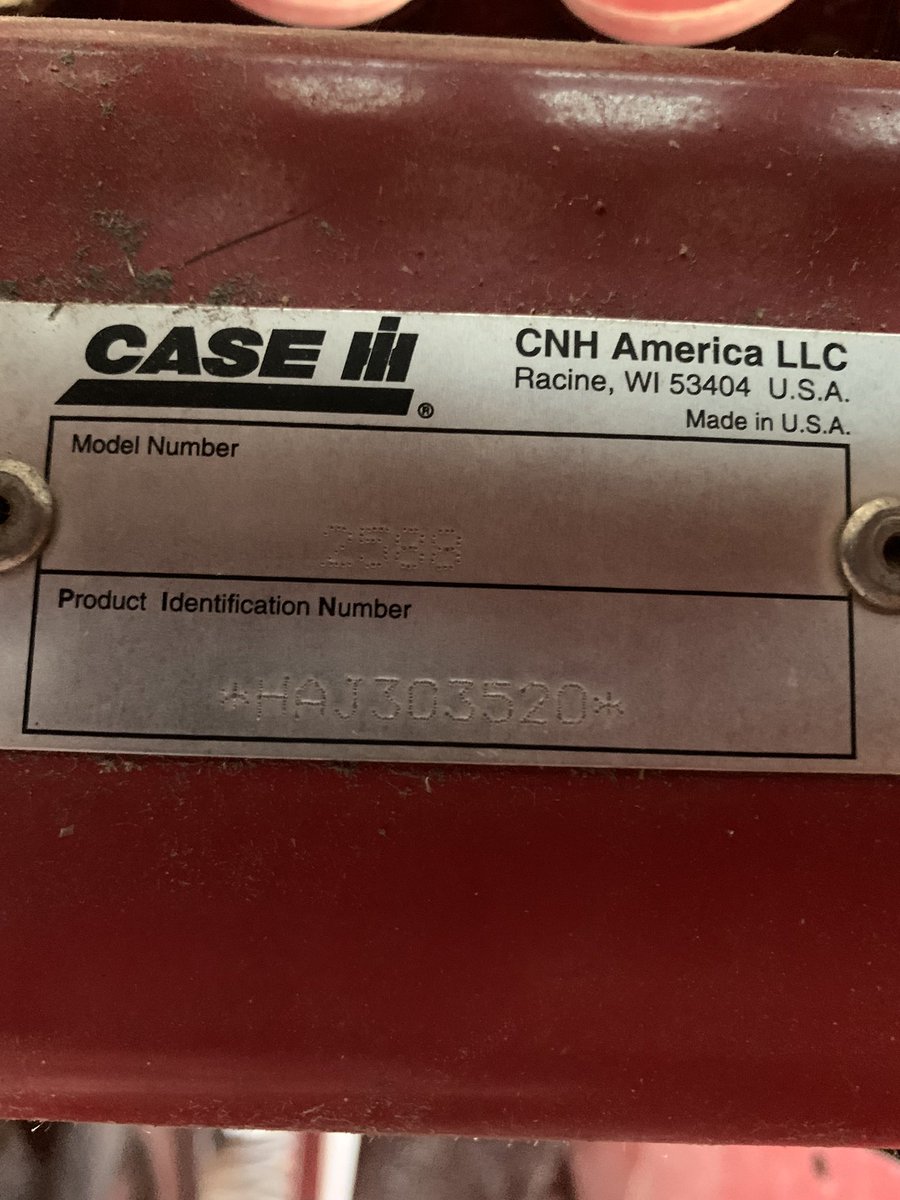 🚨 Incoming listing 🚨 Nice 2 Owner Local and Shed Kept: 2008 2588 Case IH Combine $92,500. Also available: 2005 Case IH 2208 w devastators $16,500. 2003 Case IH 1020-25 $12,500. Ez trail 30ft head cart $3,000. Equipment Location: Monticello, IL Link 👉🏼 machinerypete.com/details/combin…