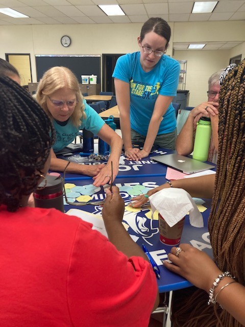 Jones Magnet Middle School tweet media