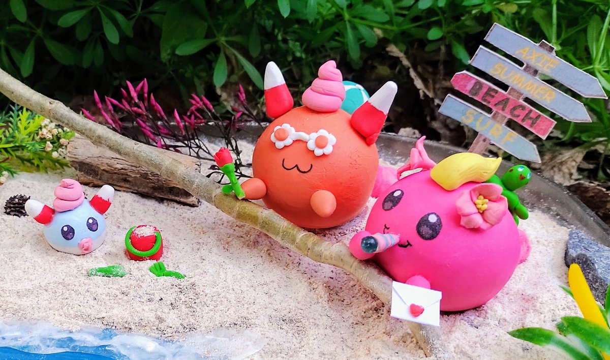 Yaaz_NG's tweet photo. This is my entry for #AxieSummer 🥰🌴💕 https://t.co/76fdjTIBpP