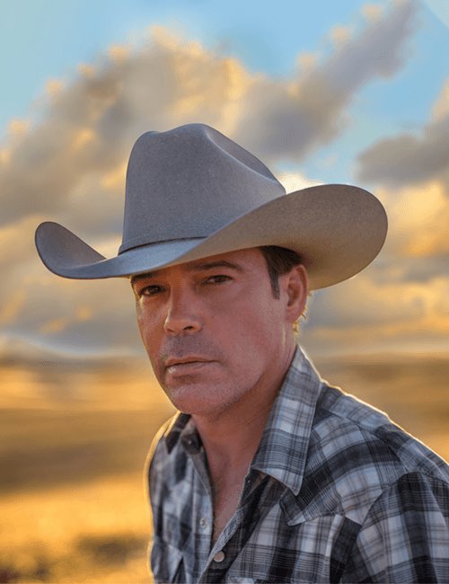 Happy Birthday to Clay Walker . 