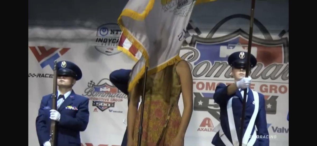 Kudos to the anthem singer tonight at Gateway for battling through adversity 👍🏼😂