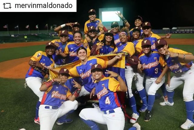Arriba Venezuela

#Repost <a href="/MervinMaldonad0/">Mervin Maldonado</a>

¡FINALISTAS! 

Nuestras muchachas de la Selección Nacional de Béisbol Femenino de Venezuela ganaron 10 a 0 a Cuba en 5 inning (nockout) y jugarán mañana sábado 4pm la Final vs Puerto Rico 👏

¡Vamos Muchachas! 

instagram.com/p/ChdsB-UNOv6/…
