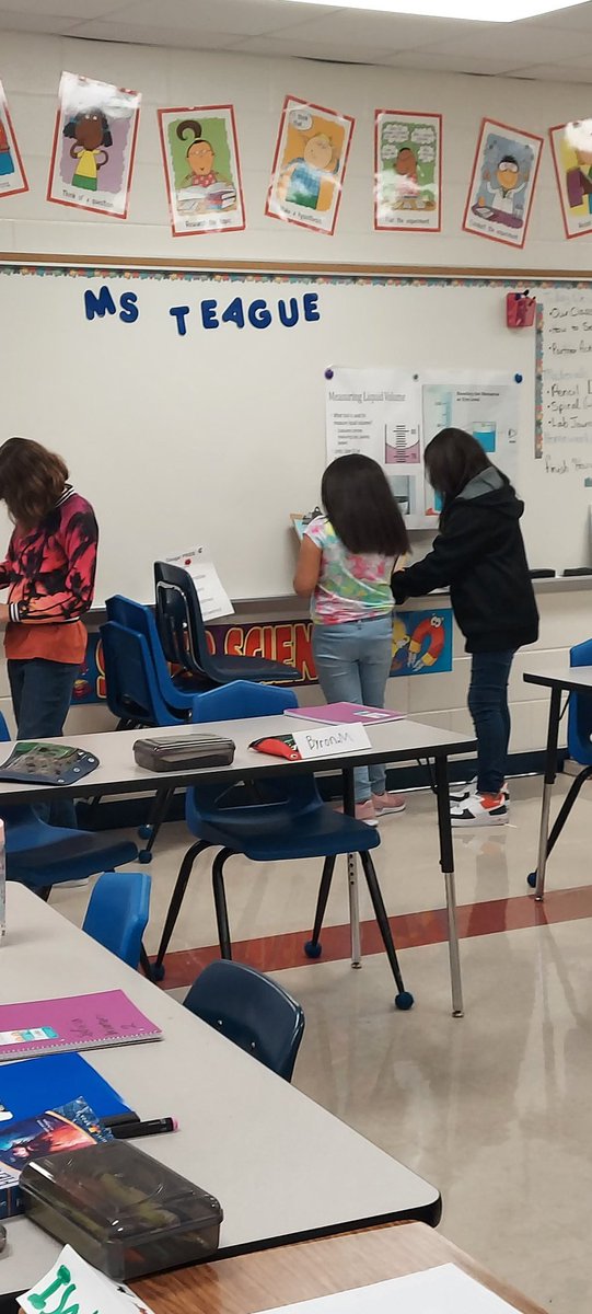 Teague2017's tweet photo. @CISCougars Day 3: Learning to Work Together. Students have a scavenger hunt of the room to document on a map. All from inferences &amp; observations of the first 2 days.  Partner time!
@BrazosportISD @tmfulton1 @RachelSeymour67 https://t.co/gJOr98FMl3