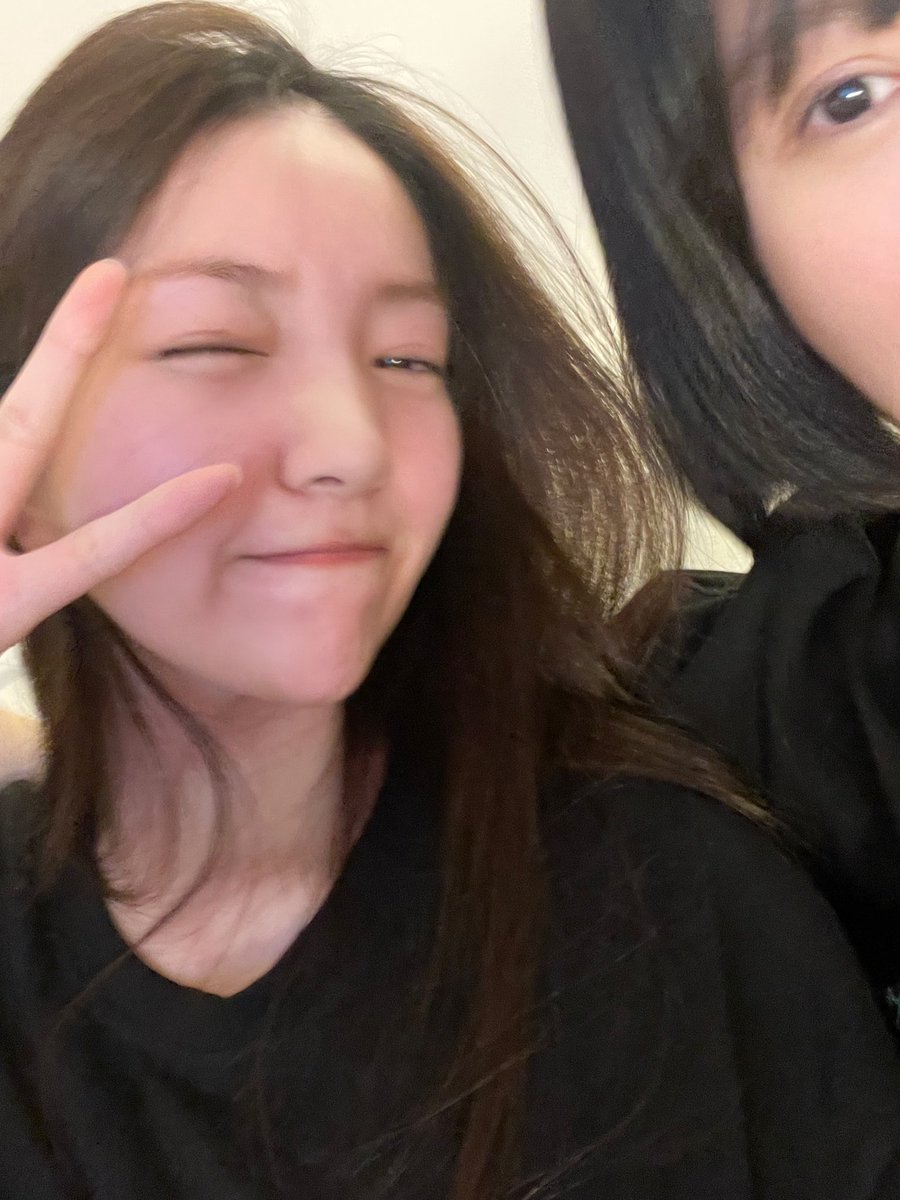 เอาละ คนที่อยู่กับพิโซวอนคืออึนฮาหรือเยริน (10 คะแนน)