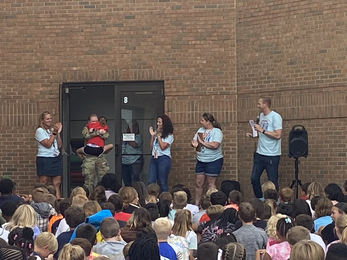 Hey @MeredithWLWT, remember when we talked about changing our focus at Woodland Elementary away from protocols and procedures and back solely on experiences for kids? I was talking about moments like these 👇. Reuniting a Wolf with her sister who has been away on active duty!