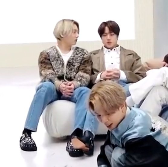 KookjinUniverse's tweet photo. Look at them!🥹 https://t.co/ap6yavx0nn