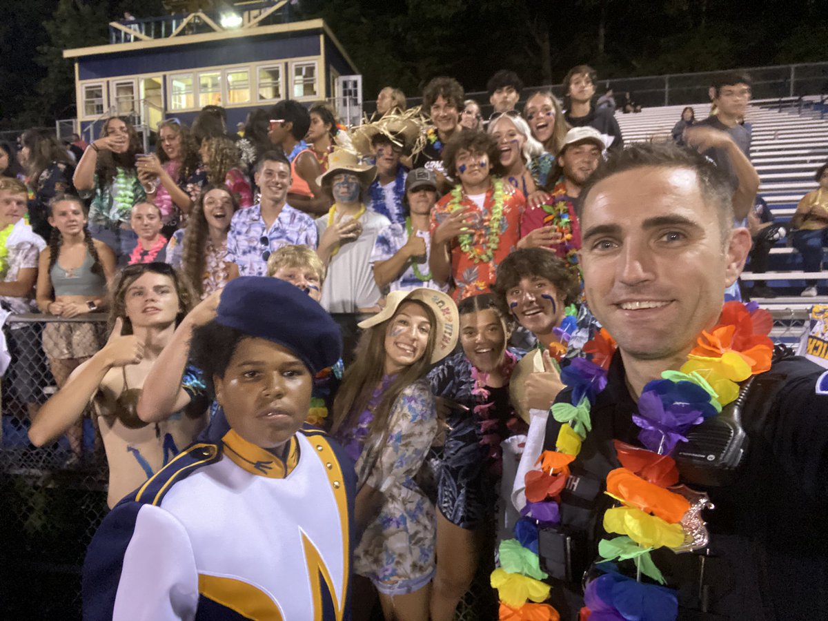 WickliffeSRO's tweet photo. It’s Friday Night lights!!! Our Blue Devils beat Brookside 18-7 for the first game of the season! The students brought the energy, the band played great and the team played tough! Great job everyone! Go Blue Devils! #wickpride @WickliffeHS @WHS_Blue_Devils @wickliffefb https://t.co/UmQl1hEmxe