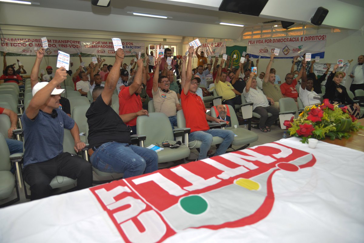 CNTTLOFICIAL's tweet photo. "Aprovamos o compromisso com a lisura do processo eleitoral. Lula é o único caminho para que possamos  reconquistar todos os direitos que perdemos no governo de Jair Bolsonaro", disse o presidente da CNTTL, Paulinho. #EncontroLatinoAmericano #FUTAC #CNTTL https://t.co/g3Rd7JlFwx
