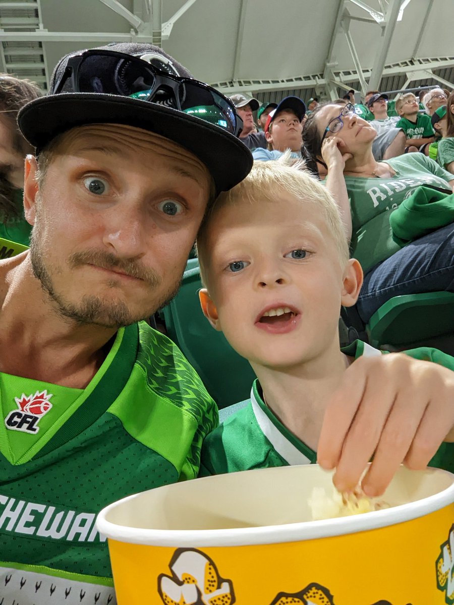 jpasloski's tweet photo. Best $9 popcorn we've ever had.  #broke #riderslive #letsGO @SaskRoughrider https://t.co/SUsjCeU6Ud