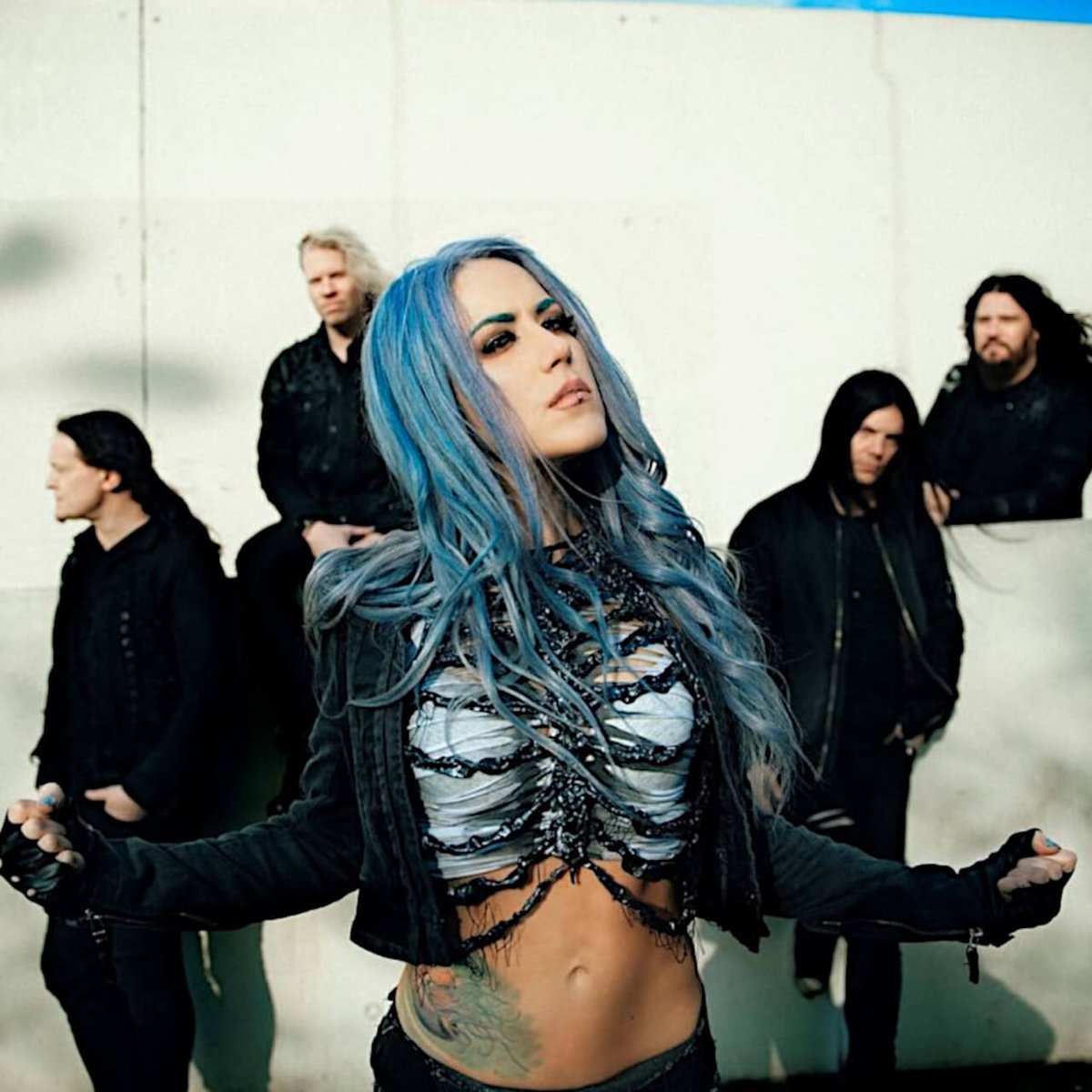 hiroarishimaGH's tweet photo. 【#ARCH_ENEMY】
スウェーデン産のベテラン・メロディックデスメタルバンドが、通算11枚目の新作『#DECIEVERS』より“#TheWatcher”のMV公開中!
https://t.co/CVEIbx3k9Z https://t.co/NkY7JhZSYY