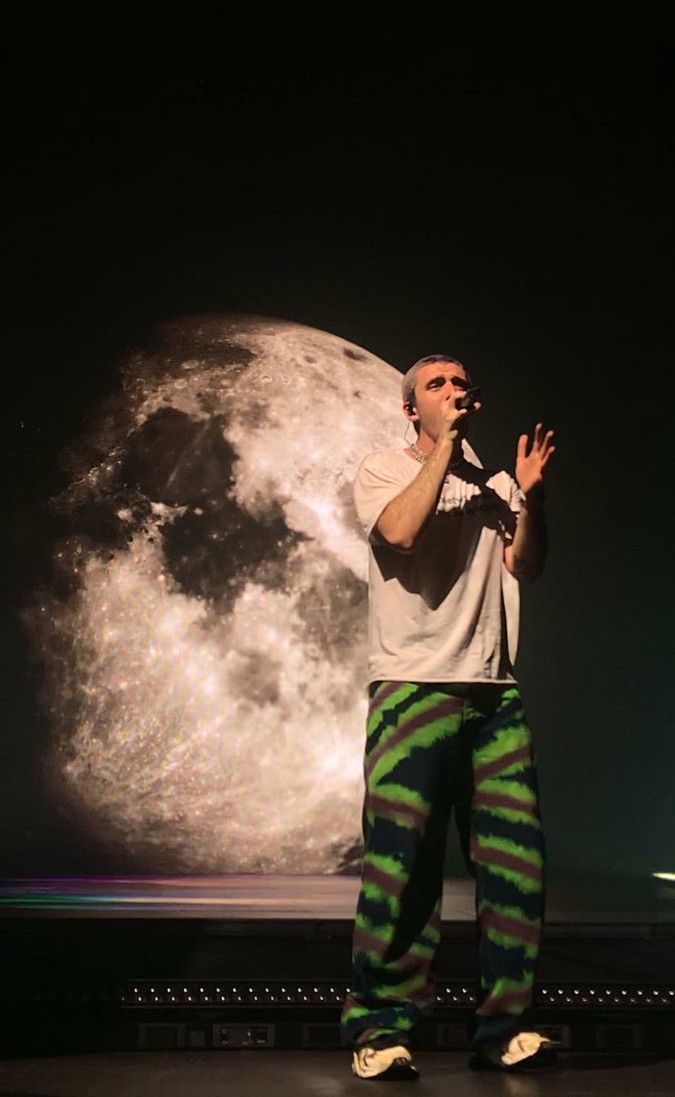 IzzyRosa216's tweet photo. All 4 Nothing Tour # 1 : PHILLAYYYY https://t.co/yWOBzKmndY